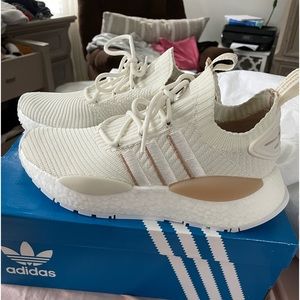 Adidas women’s NMD_W1 shoes size 8